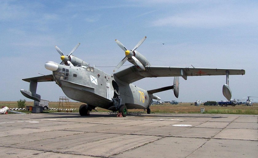 Самолёт амфибия бе-12