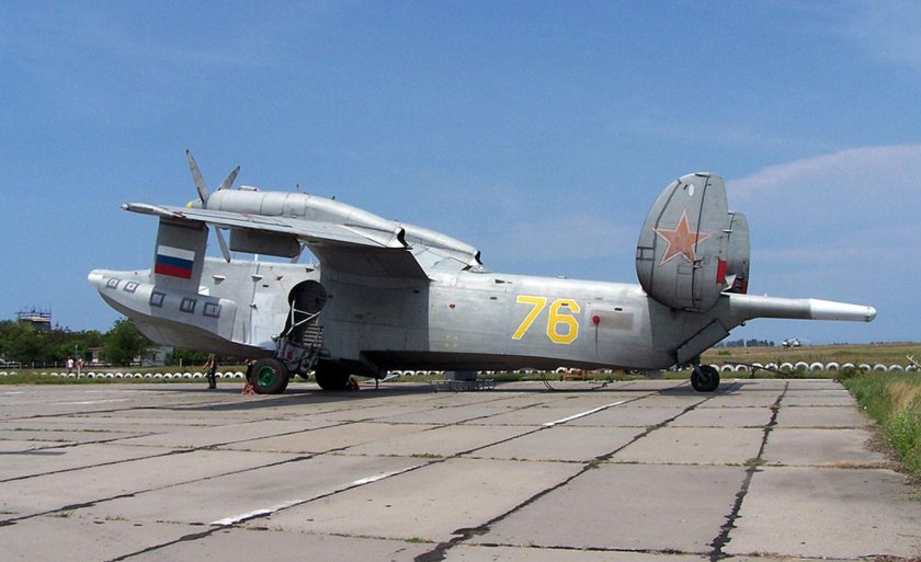 Самолёт амфибия бе-12