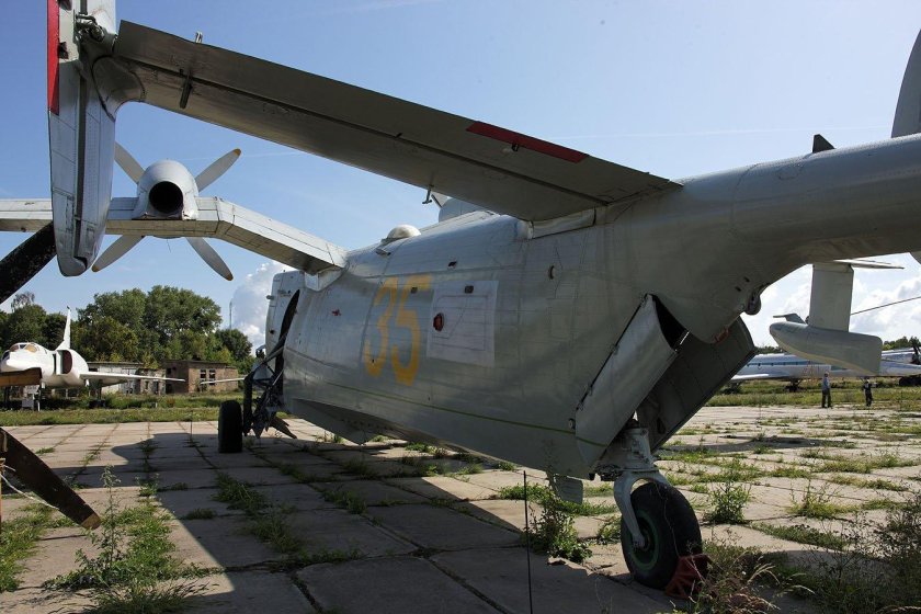 Бе12 амфибия