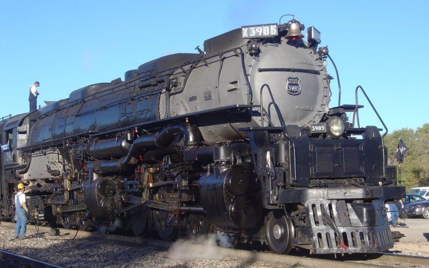 Локомотив-паровоз,тепловоз ,электровоз