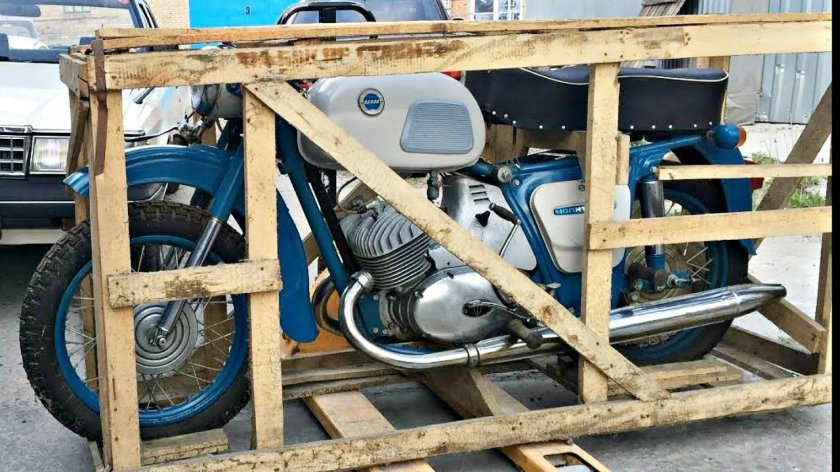 Мотоцикл ИЖ Юпитер 3 1976