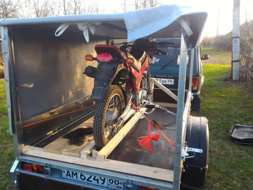Крепление мотоцикла на фаркоп УАЗ Патриот