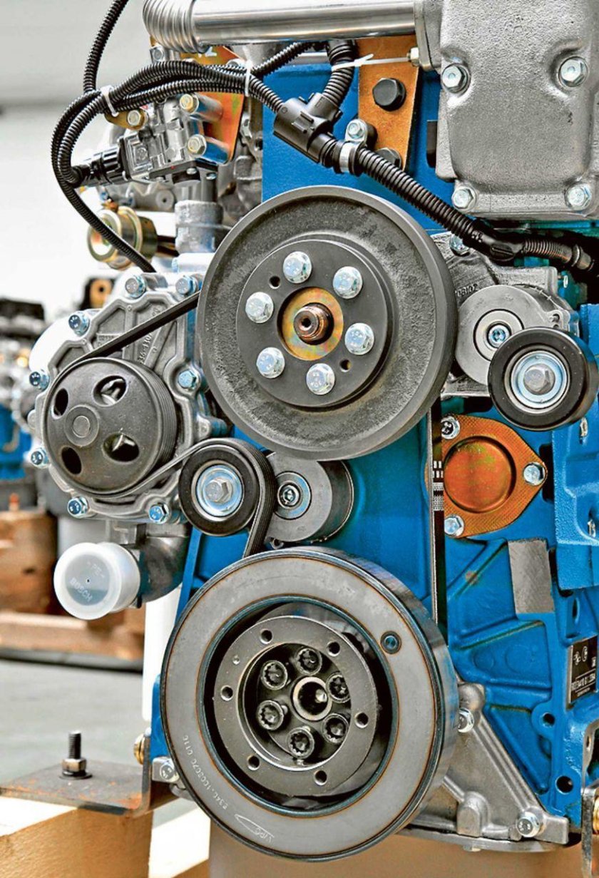 Приводной ремень помпы ЯМЗ 536