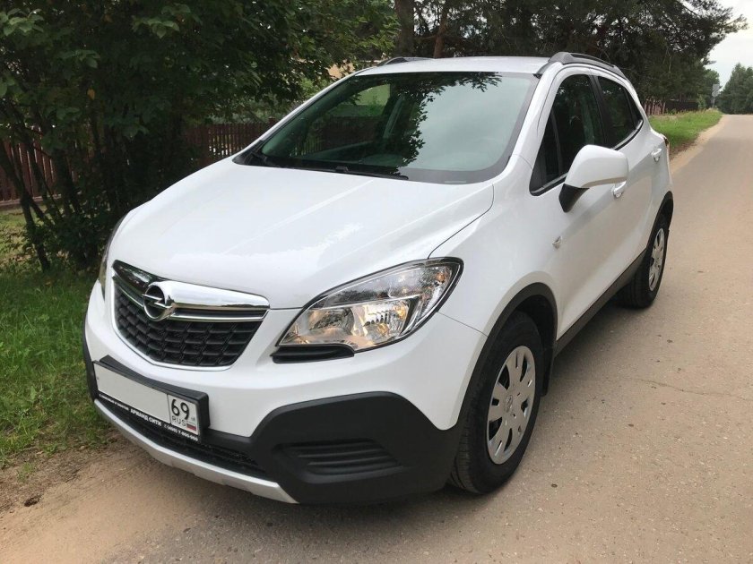 Опель Мокка 2014 белая