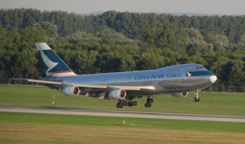 Cathay 747-200