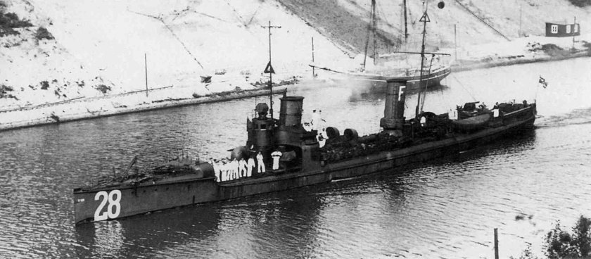 Миноносец лейтенант Бураков Хай Хуа