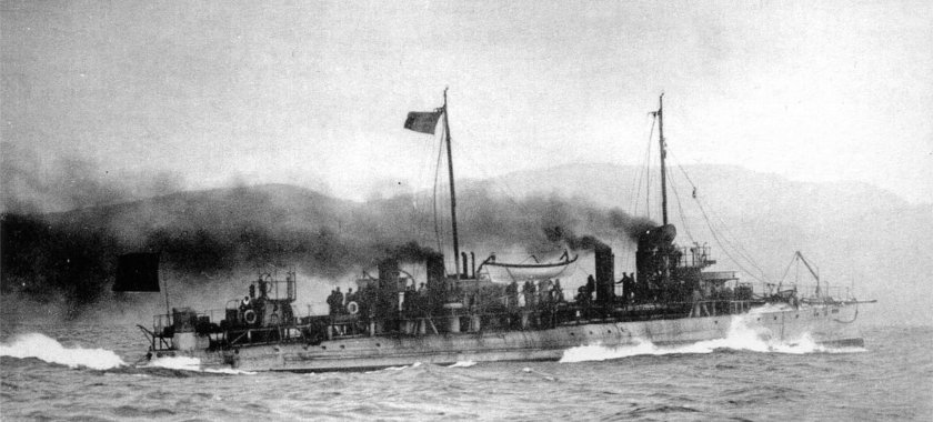 Эскадренный миноносец лейтенант Бураков