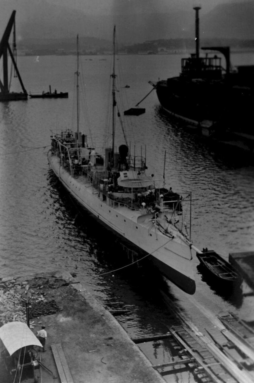 Эскадренный миноносец безупречный 1904