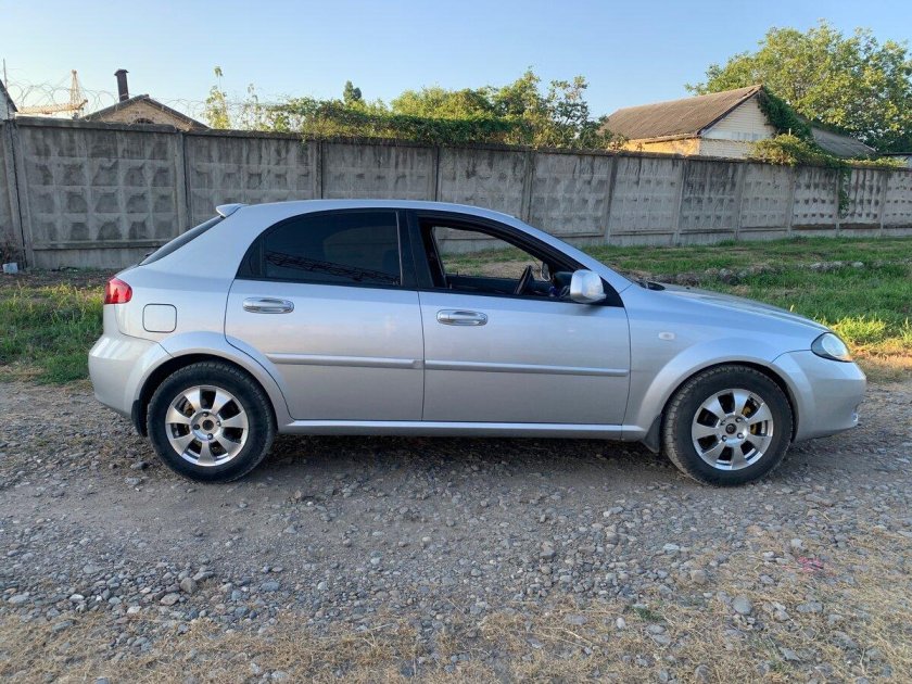 Шевроле лачетти 2011