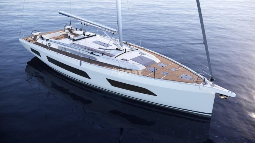 Парусная яхта бавария 42