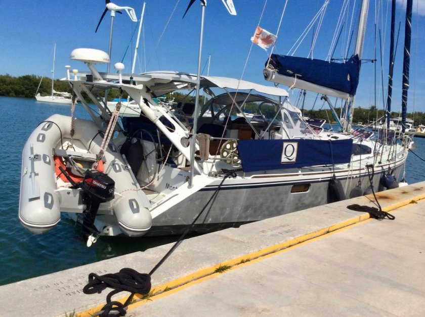 Яхта Alubat OVNI 395