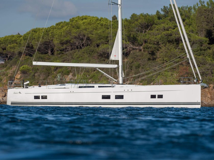 Hanse 548