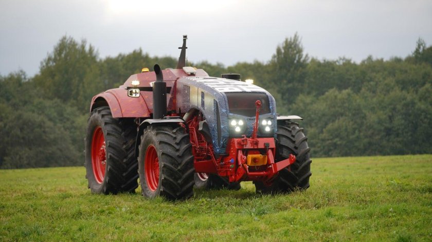 Беспилотный трактор