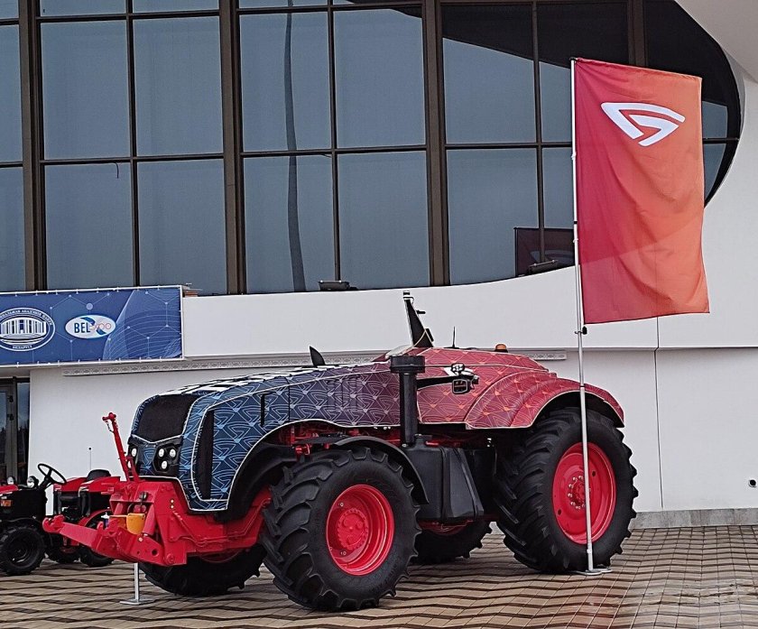 Беспилотный трактор МТЗ Belarus-а3523і