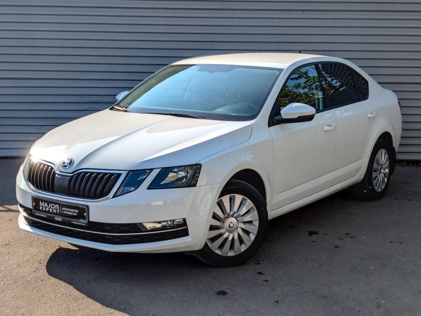Skoda octavia 2017 1.6 ат