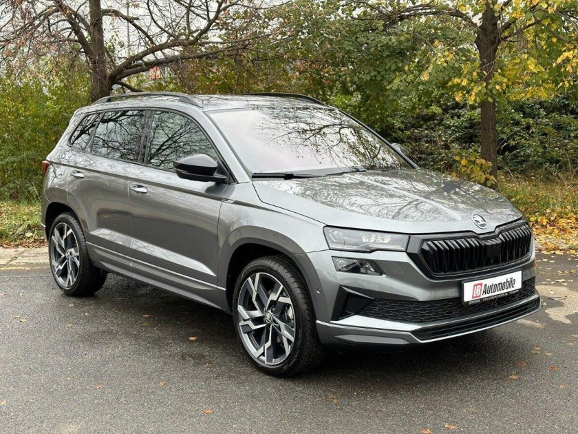 Skoda karoq 2025