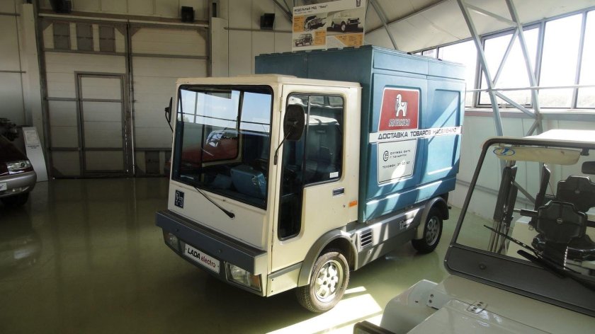 ВАЗ-2802 электромобиль