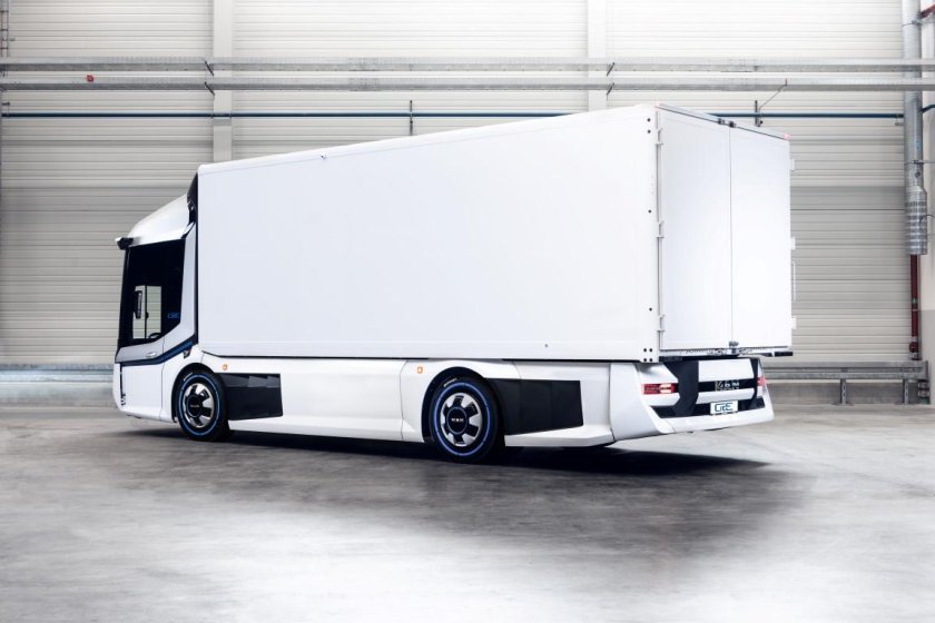 Электрогрузовик man