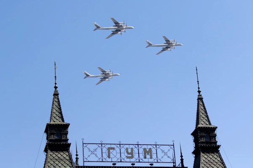 Парад Победы в небе