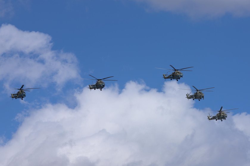 Вертолеты парад в Москве