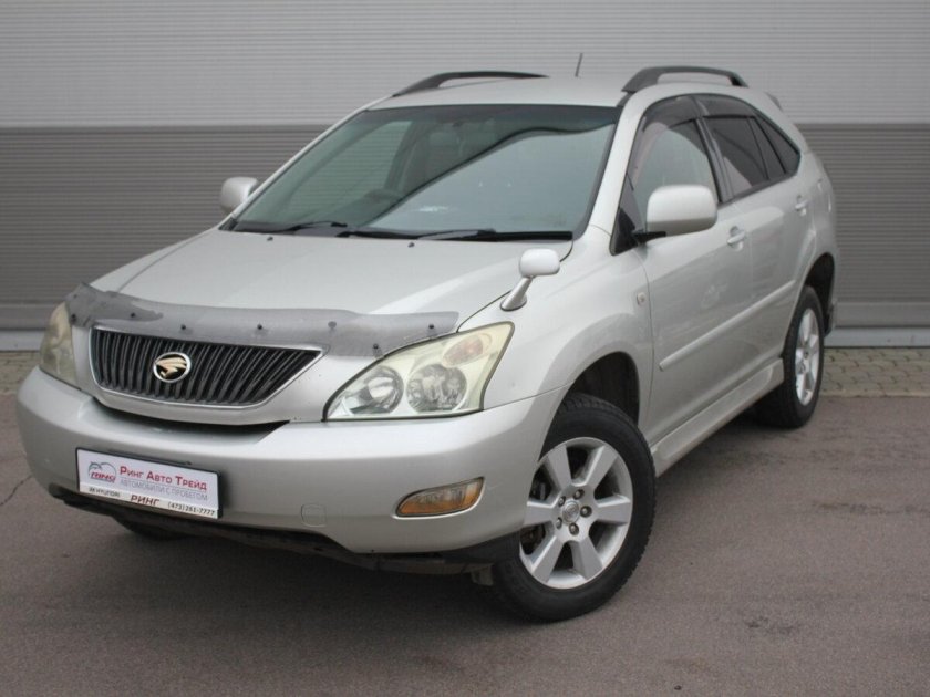 Toyota Harrier 2004