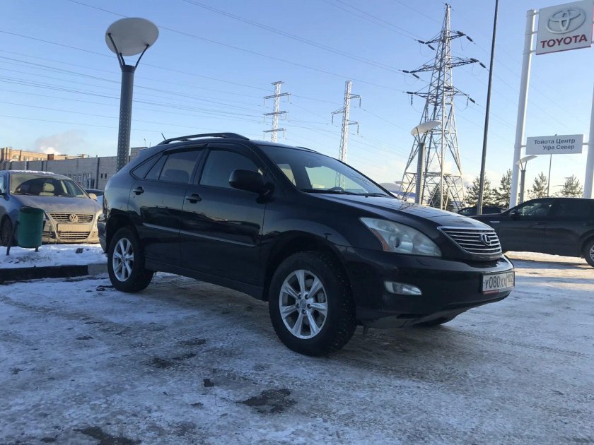 Toyota Harrier airs 2004