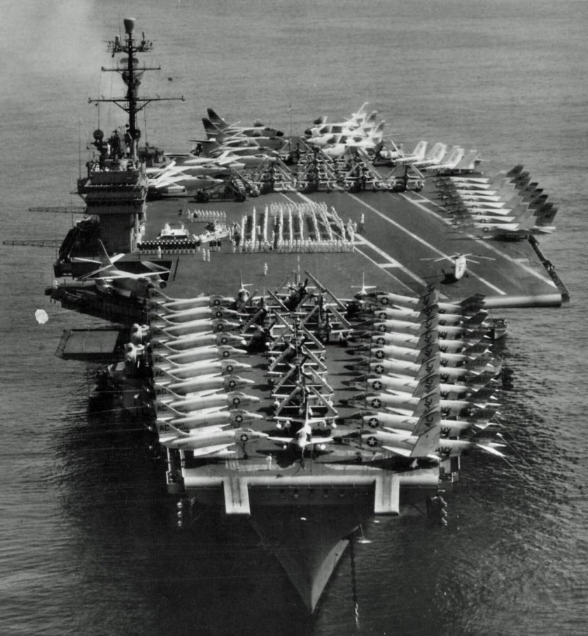 Авианосец Саратога