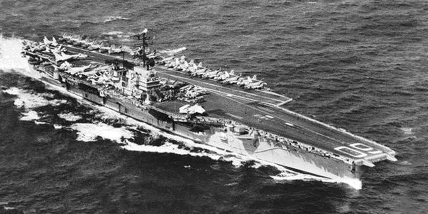USS Saratoga CV-3 на дне
