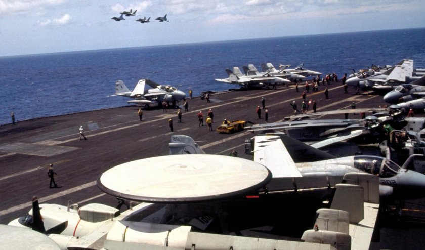 Авианосная ударная группа сша