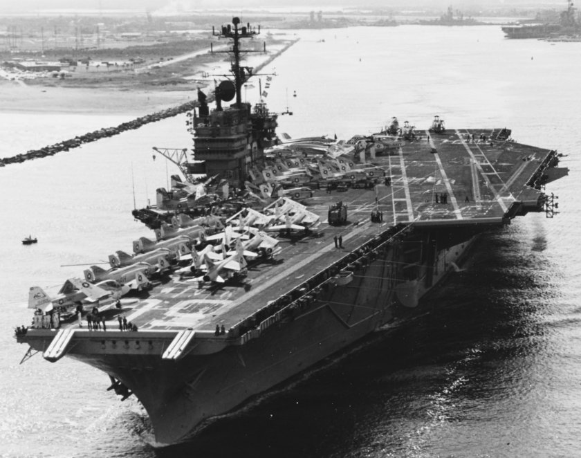 Авианосец Саратога CV-3