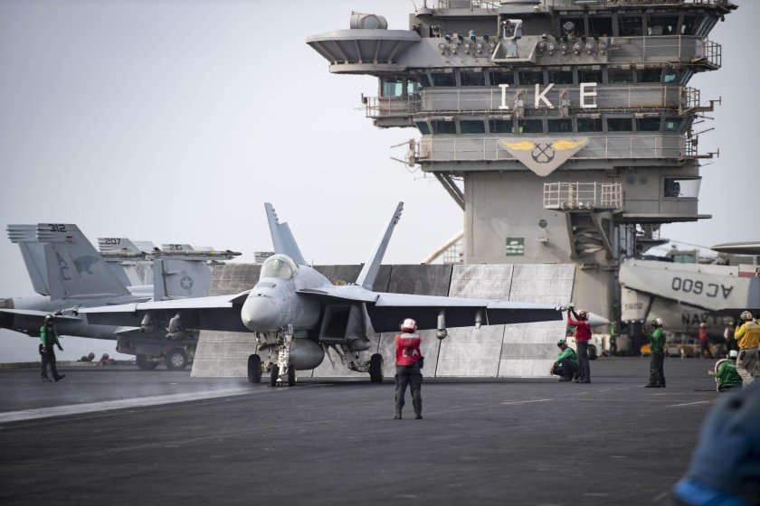 Дуайт Эйзенхауэр авианосец