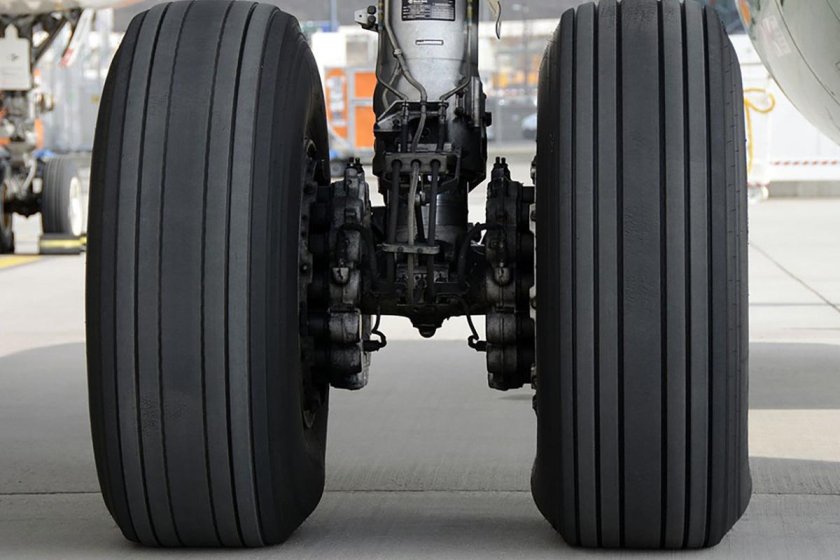 Шасси Боинг 777