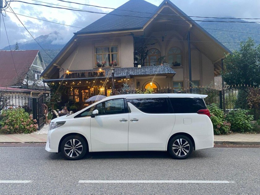 Тойота альфард