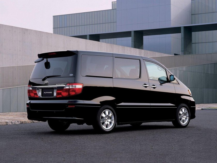 Toyota Alphard 2002