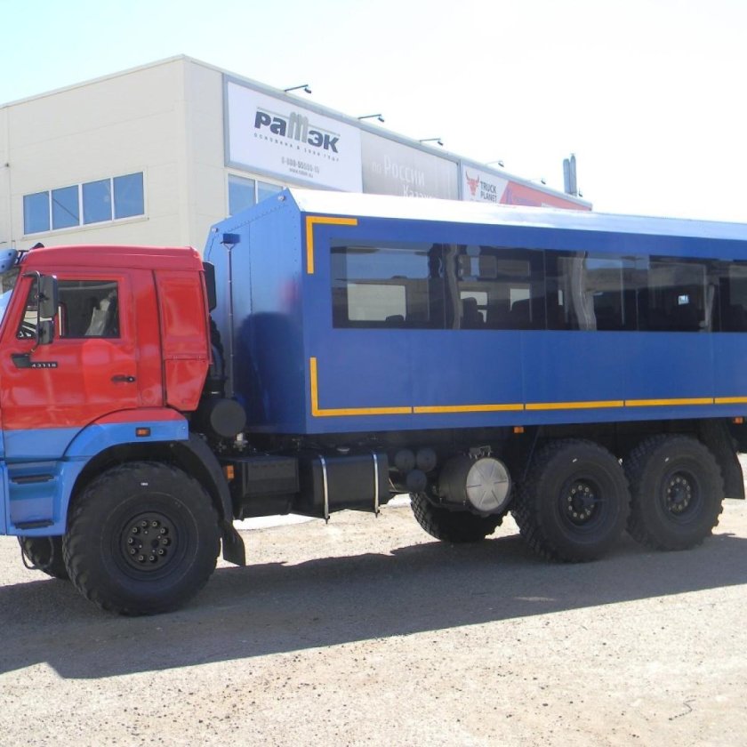 Вахтовый автобус урал 4320-4151