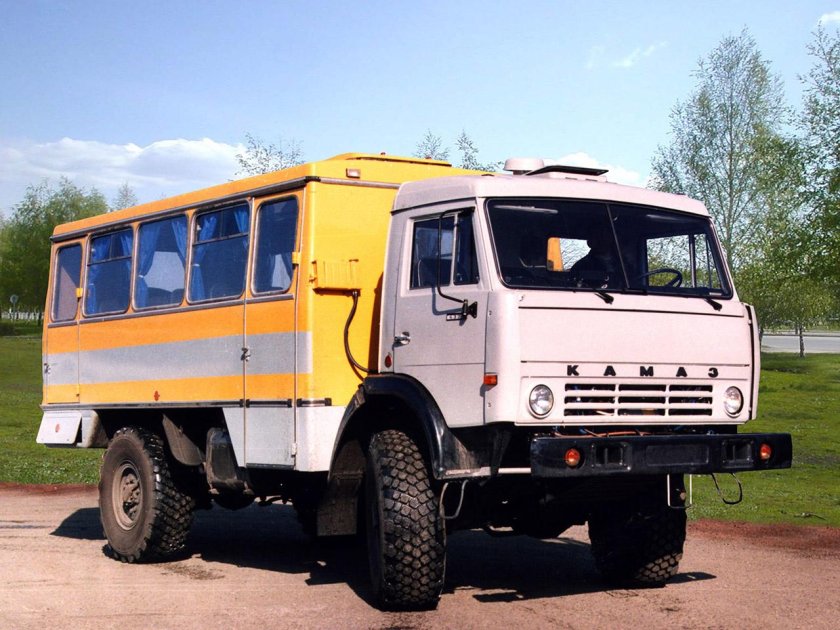 КАМАЗ НЕФАЗ-42111