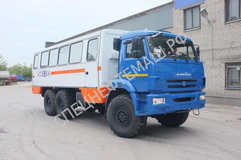 Вахтовый автобус НЕФАЗ 4208