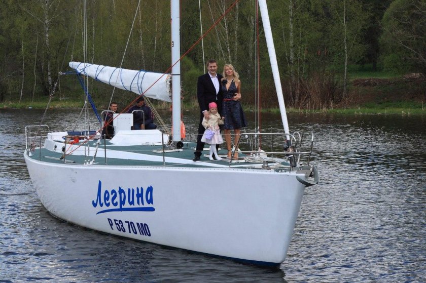 Яхта Легрина