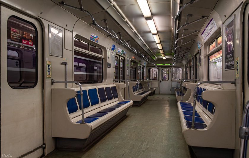 Urban electric transit