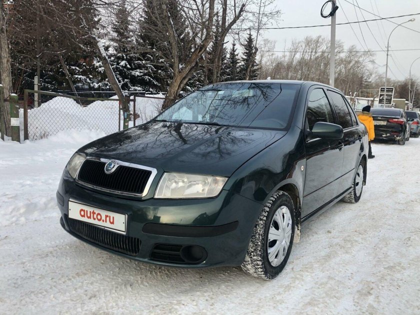 Шкода Фабия 2007 года на литых дисках