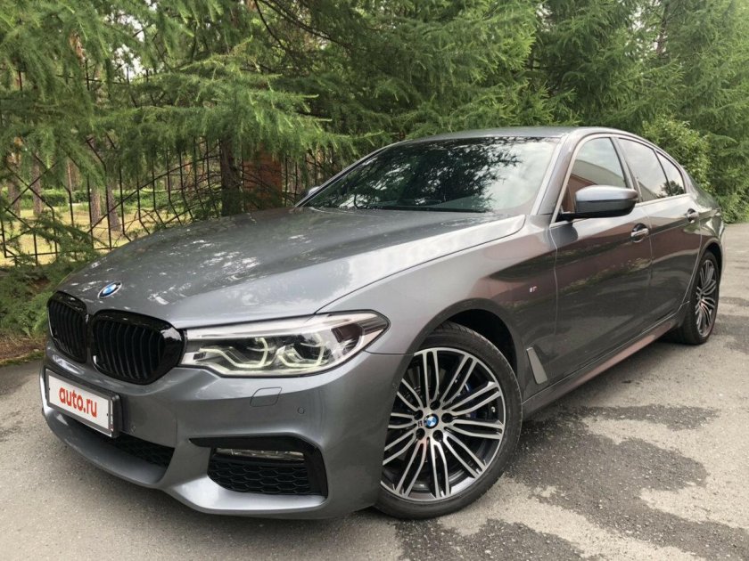 БМВ 5 2016