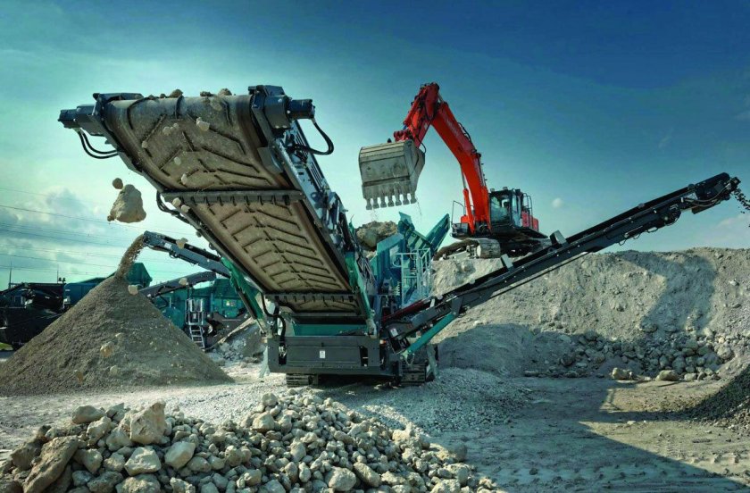 Powerscreen Warrior 2100