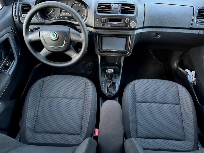 Skoda fabia 2012