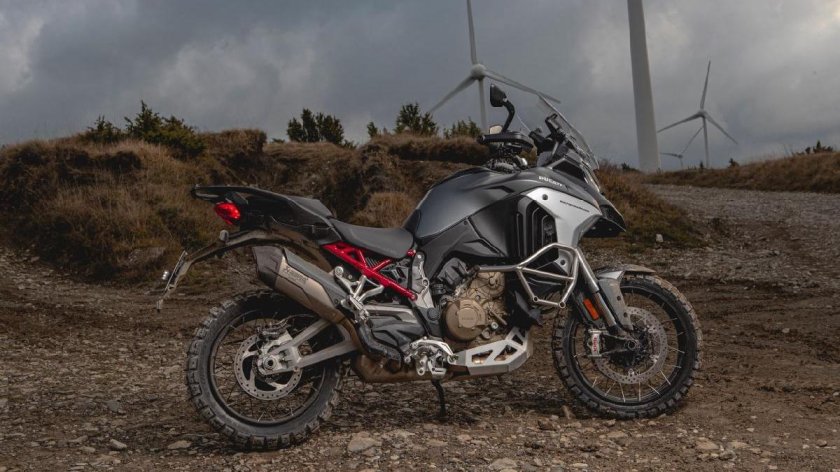 Ducati Multistrada v4