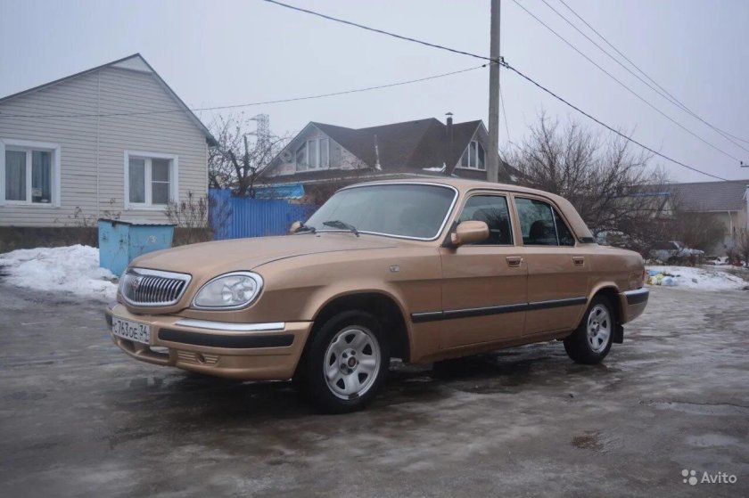 ГАЗ 31105 Волга золотистый