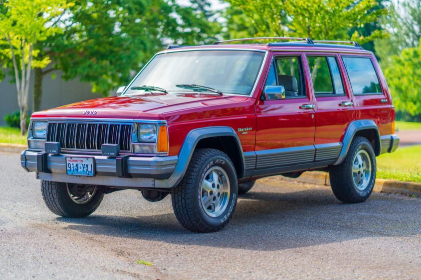 Jeep cherokee laredo 1992
