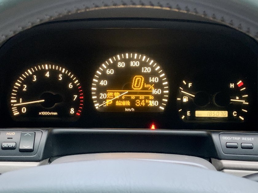 Приборная панель тойота