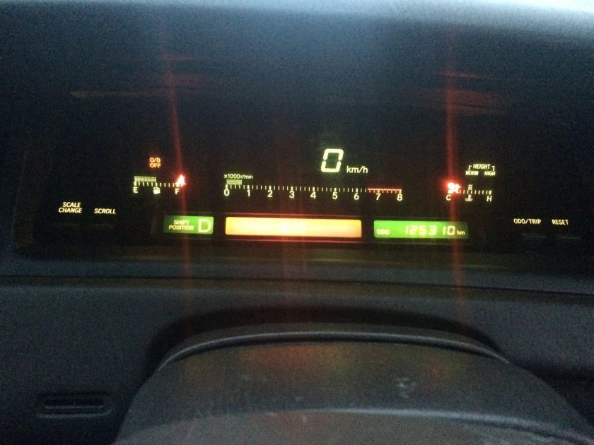 Панель приборов Toyota Crown s140