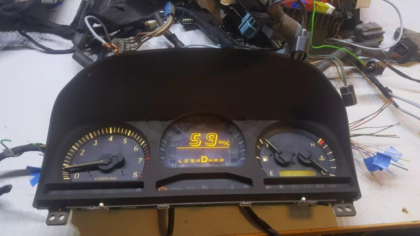 Приборная панель Краун 131