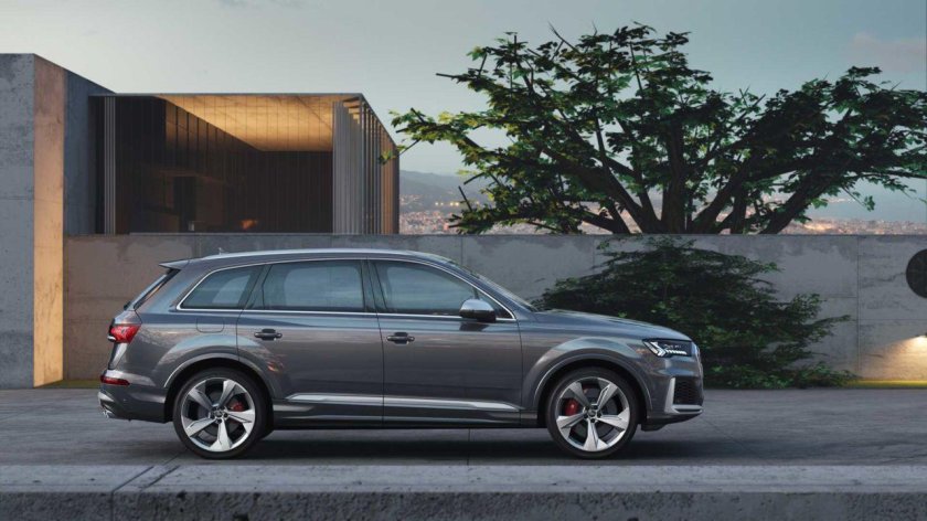 Audi q7 2021